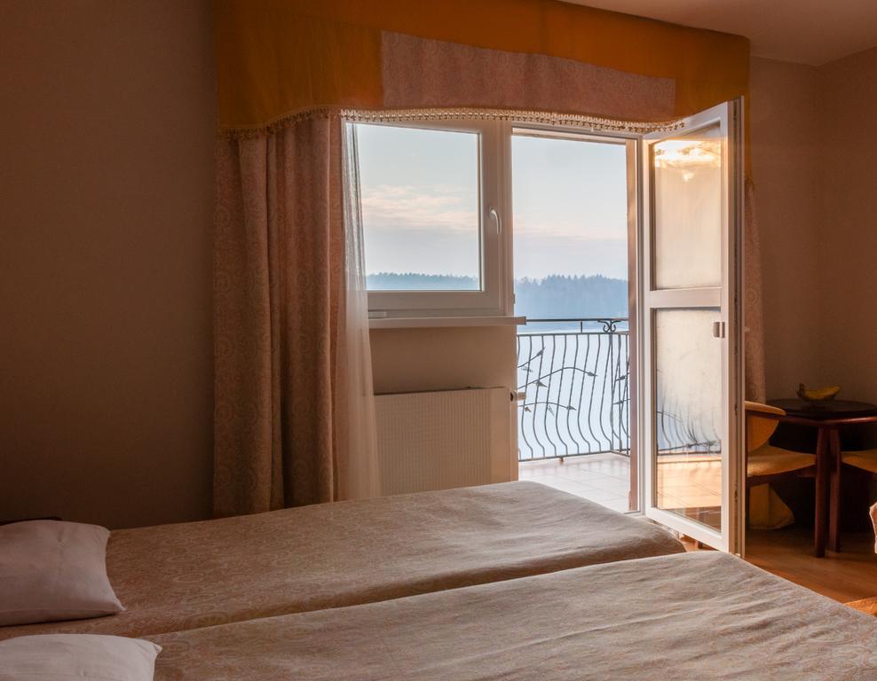 Hotel Na Skarpie Mikołajki الغرفة الصورة