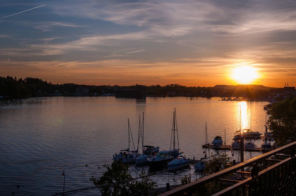 Hotel Na Skarpie Mikołajki المظهر الخارجي الصورة